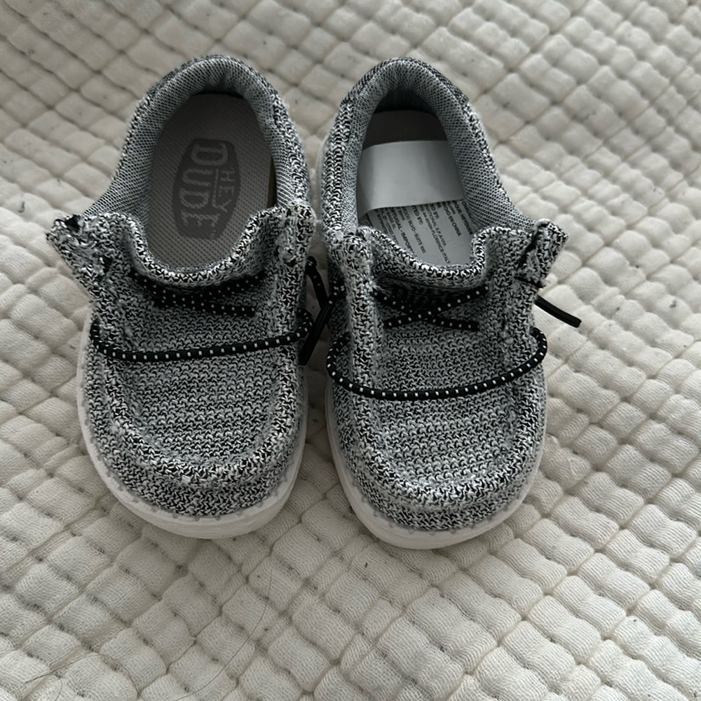 Hey Dude Toddler size 5